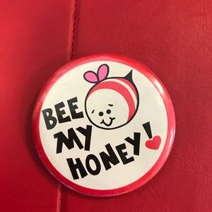 Vintage Jewelry - Valentine Bee π My Honey π― Pin Vintage Jewelry - Valentine Bee π My Honey π― Pin
